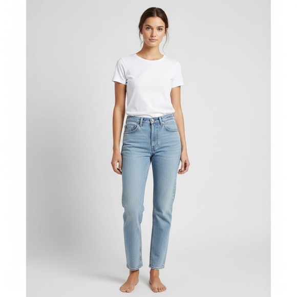 Vintage Levi's Orange Tab High-rise Straight Jeans - 30 x 25" (cropped / petite) - Picture 13 of 14